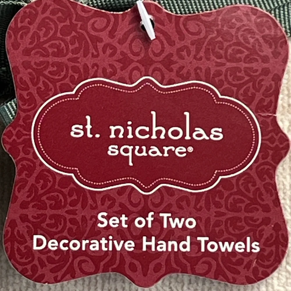 Kohls; Holiday Beige & Brown; Embroidered Monogram “W”; Kitchen/Hand Towels; NWT